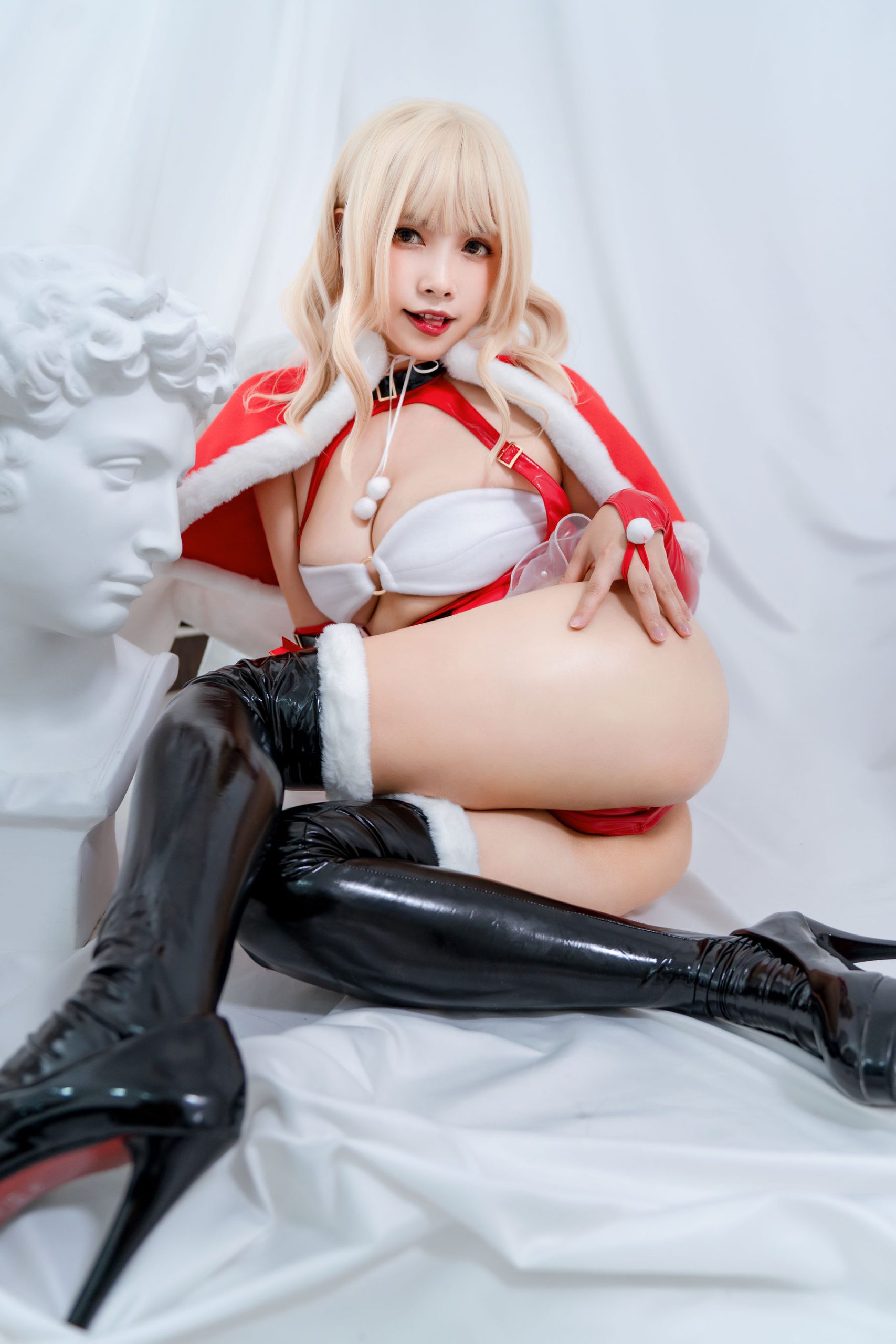 [Cosplay] Neko-Weiwei - Snow Night Jinli