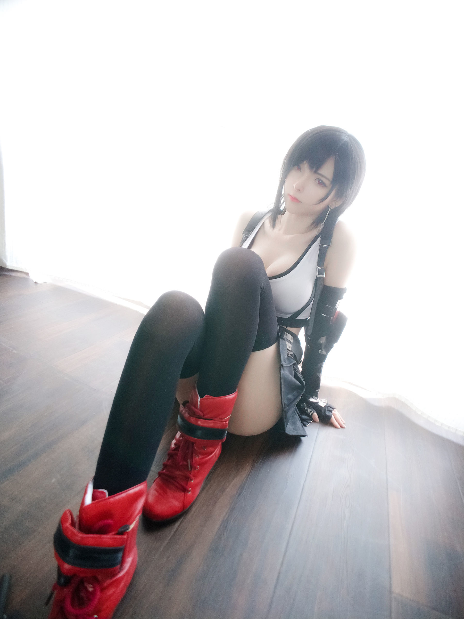 [Net Red Model Coser] Yi Xiao Yang Ze "Tifa Official Dress"