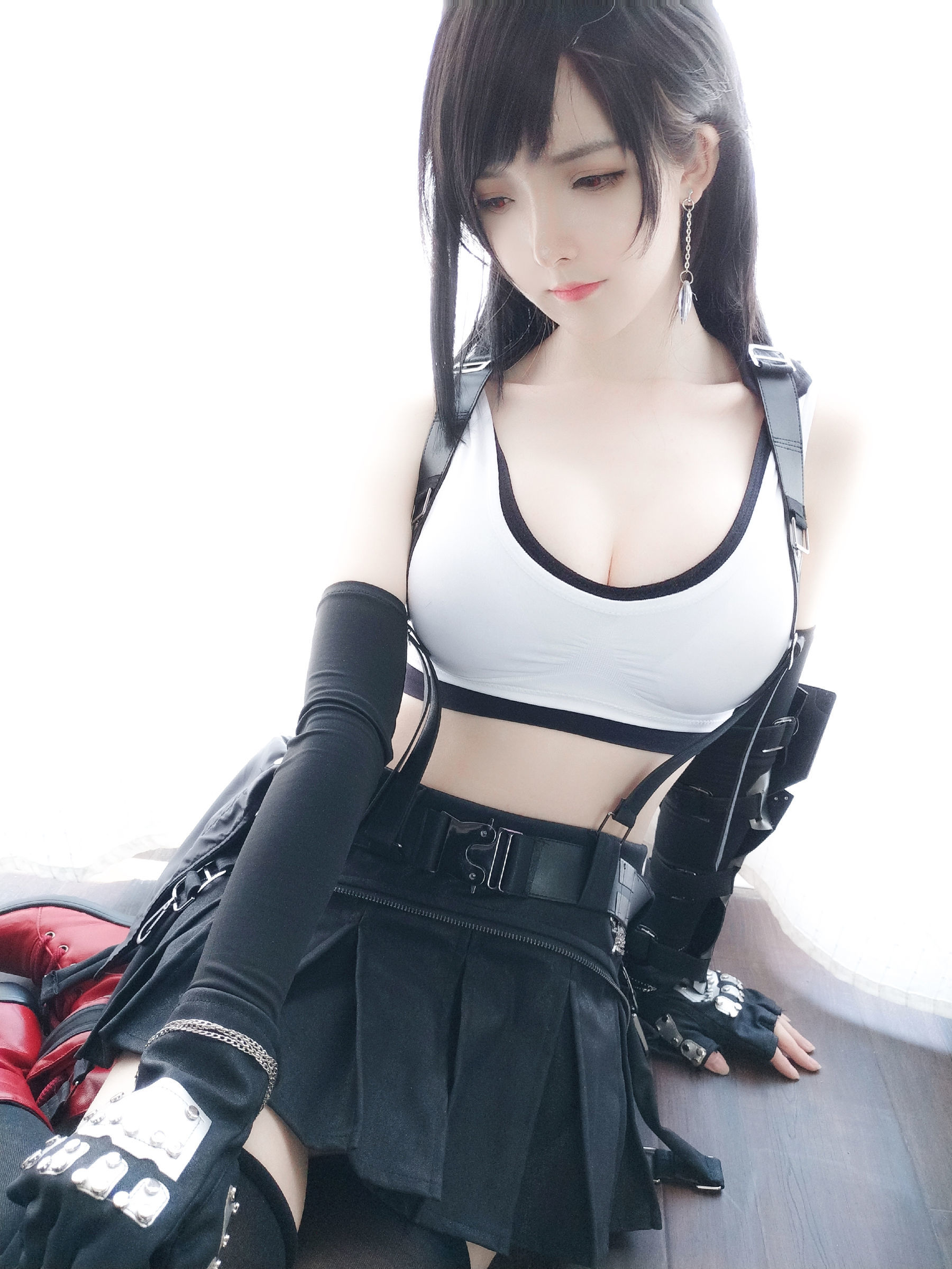 [Net Red Model Coser] Yi Xiao Yang Ze "Tifa Official Dress"