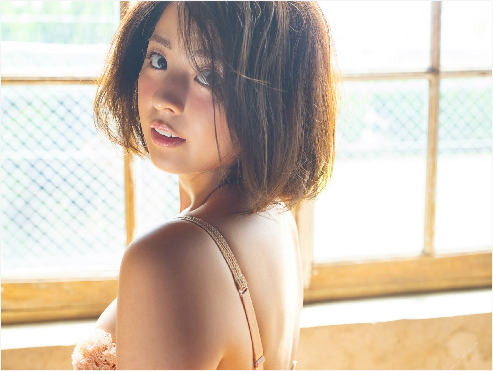 Yurina Yanagi 柳ゆり菜, ＦＲＩＤＡＹデジタル写真集 「大人色、ヌーディー」 Set.02 No.c30b75