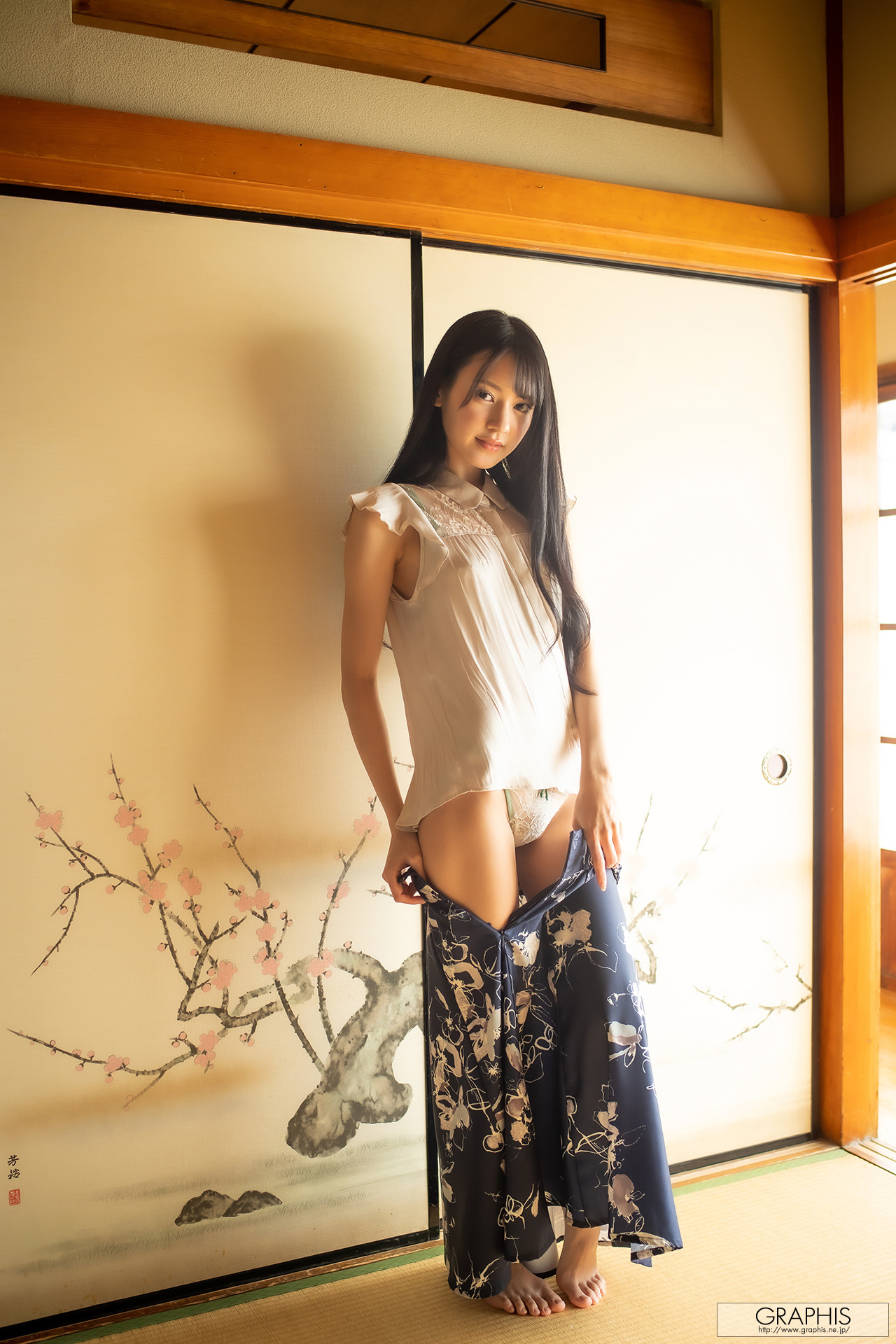 Umi Yatsugake 八掛うみ, [Graphis] Gals “Girl like a doll” Vol.01