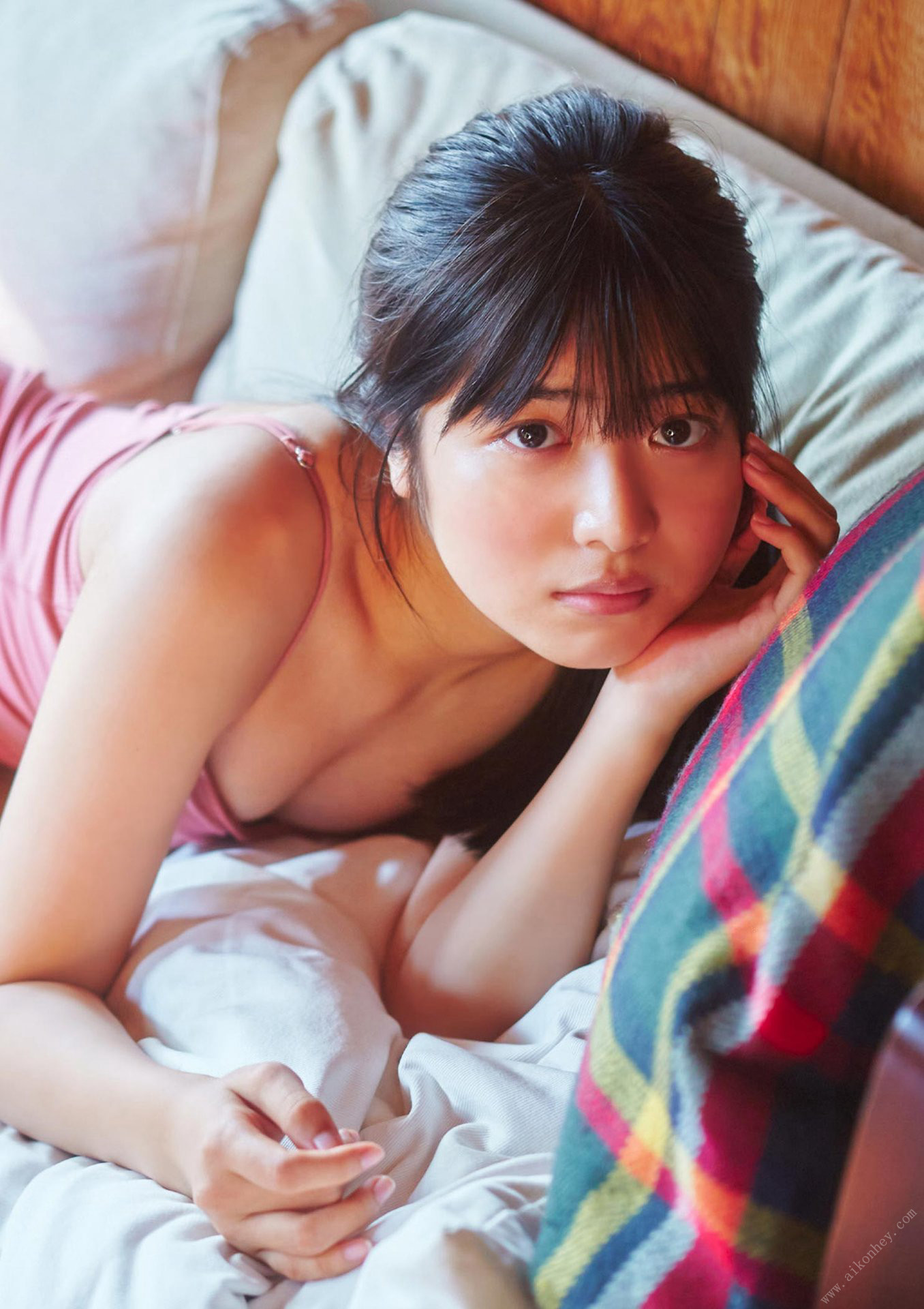 Rio Yoshida 吉田莉桜, B.L.T.デジタル写真集 「冬の花。winter tenderness.」 Set.02 No.8067e1