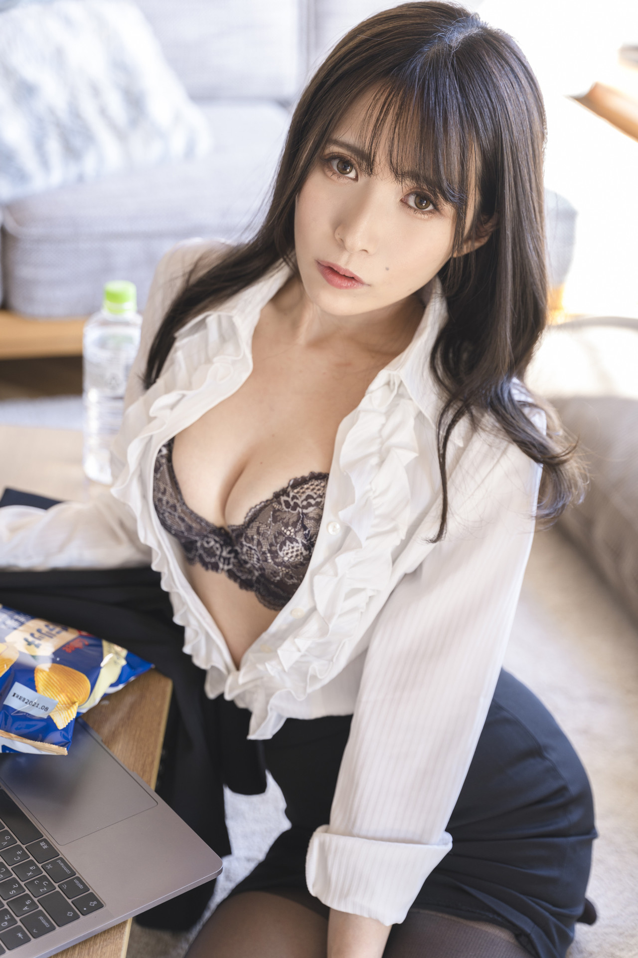 JILL じる, [GirlFriendEnd] 我が家の×××すぎる姉-社会人編 Set.01 No.ca8336