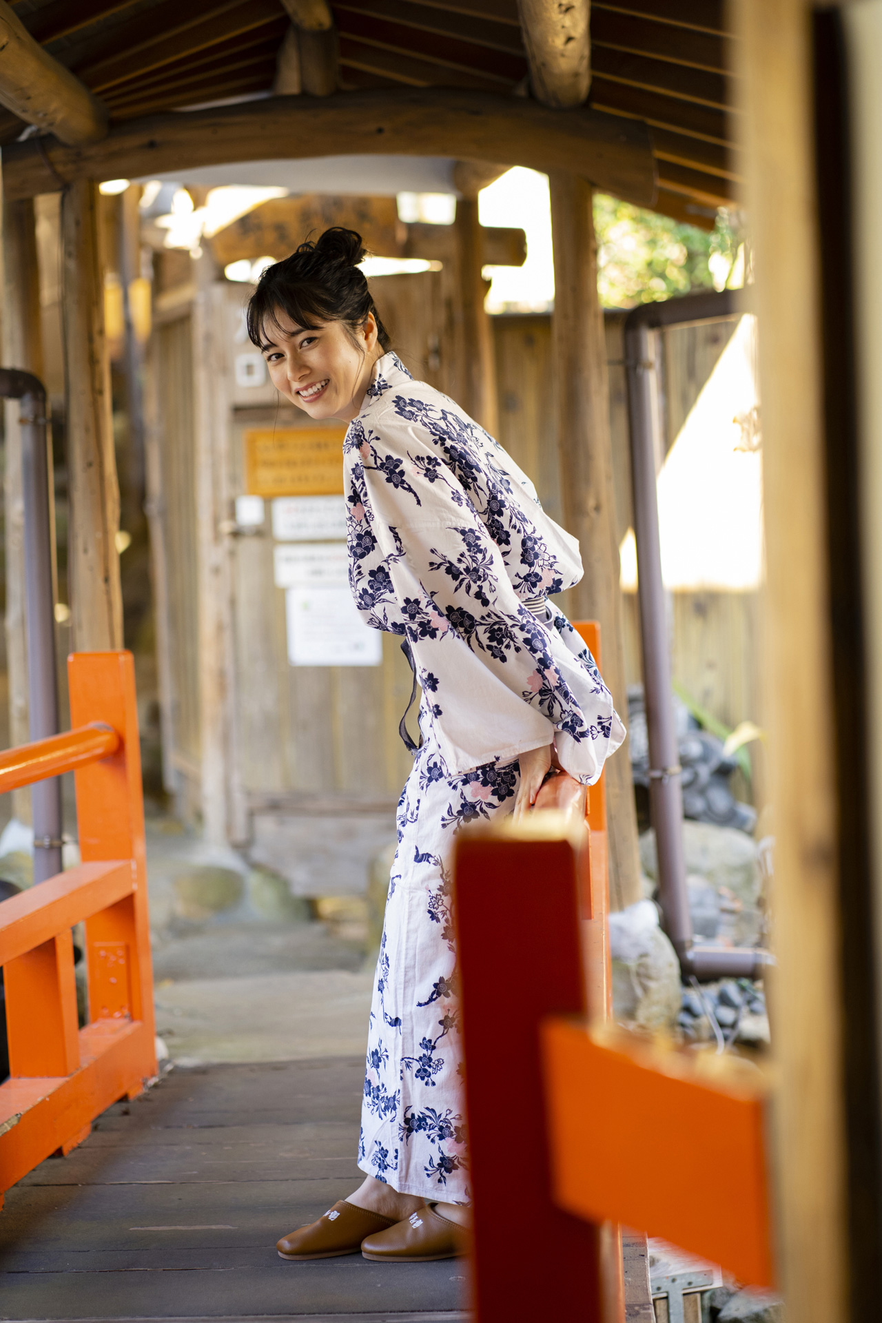 Sakurako Okubo 大久保桜子, FLASHデジタル写真集 戦隊ヒロインと温泉旅行 Set.01 No.1a77fe