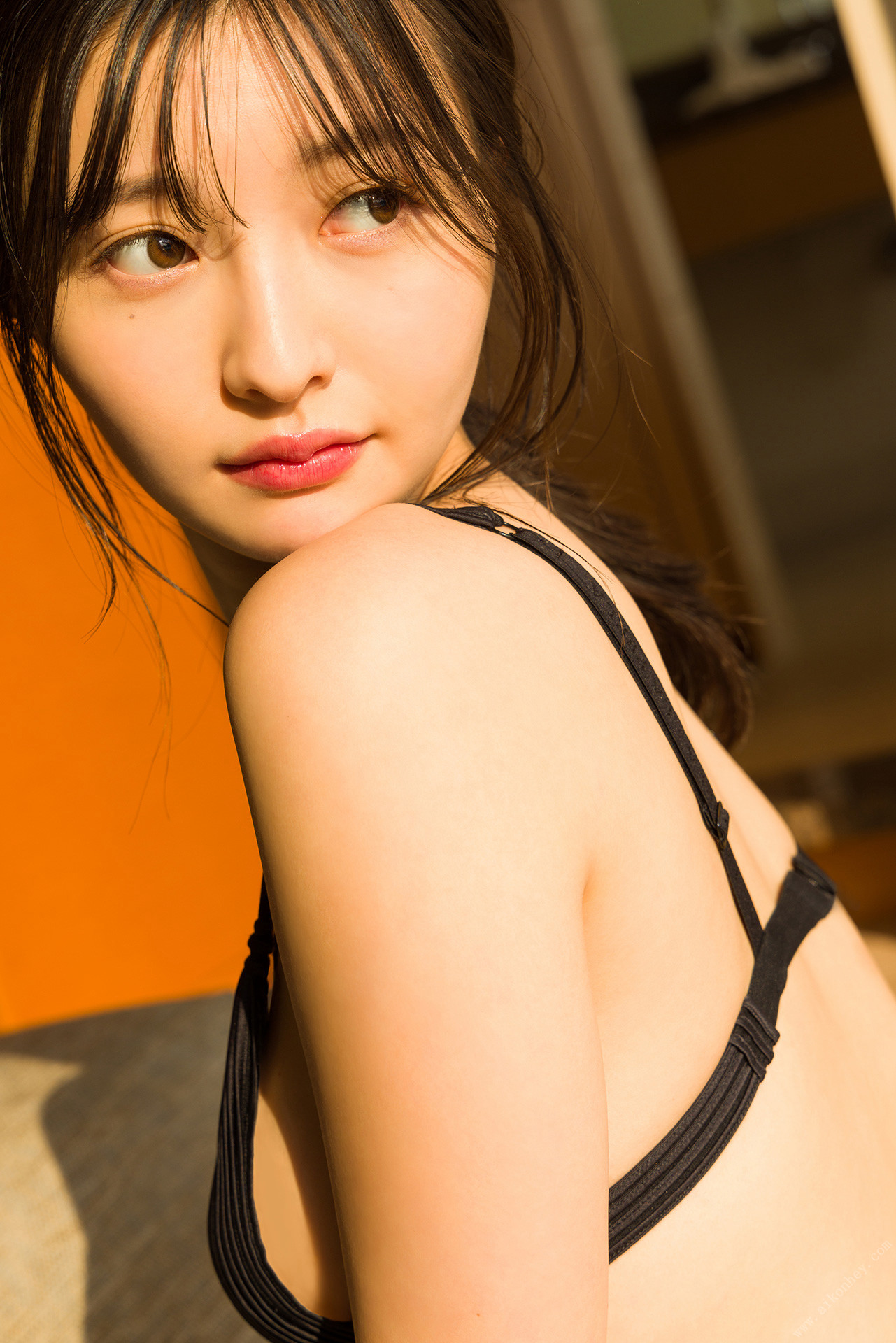 Moka Hashimoto 橋本萌花, FLASHデジタル写真集 「24H 」 Set.01 No.007cc2