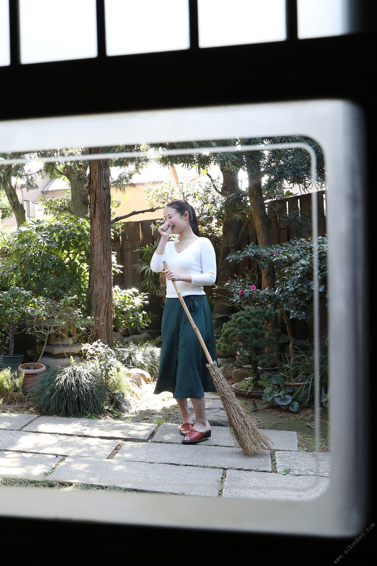 Suzu Matsuoka 松岡すず, 週刊ポストデジタル写真集 「すずさんが好きすぎて…」 Set.01 No.edabc0